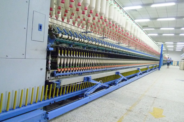 托盤式集體落紗裝置